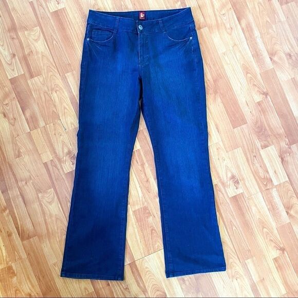 VTG Sasson Jeans || dark wash boot cut jeans 12 - Picture 1 of 10